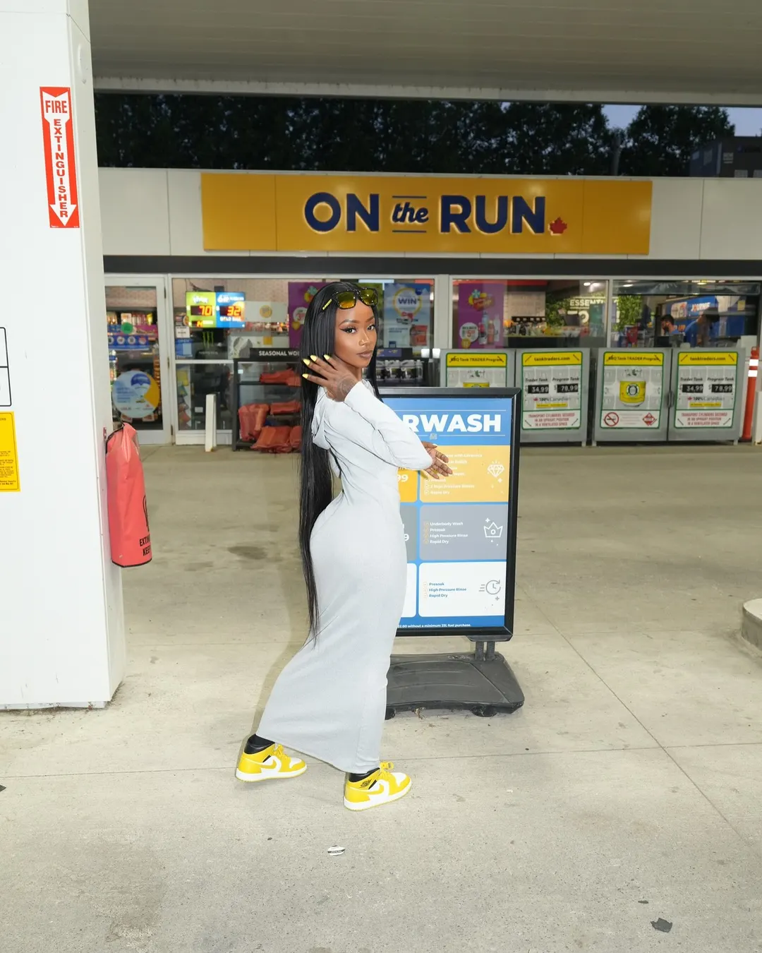 Shortiie Raw, white maxi, gas station